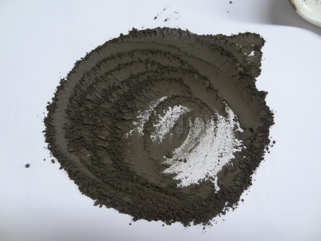 100mesh 25% Cr2O3 chromite powder for glass bottles green beer bottles -2-Chromite Sand-Haixu Abrasives